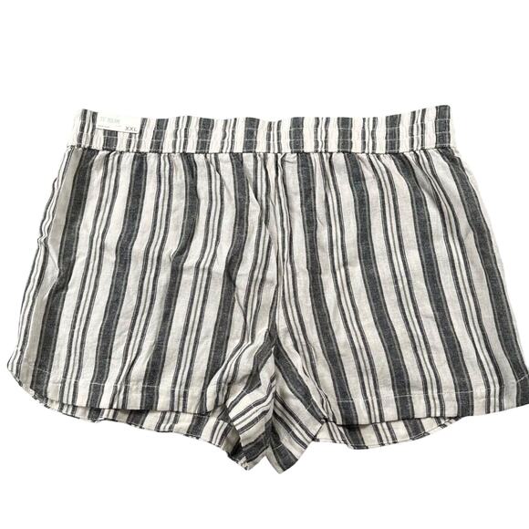 Maurices Shorts Womens XXL White Gray Stripe Linen Blend Pull On - Picture 2 of 4